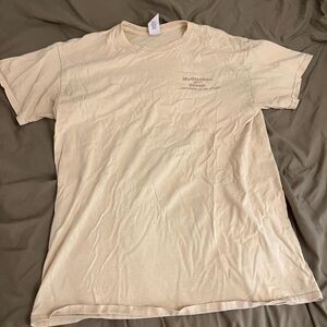 Gildan Men's Tan T-shirt